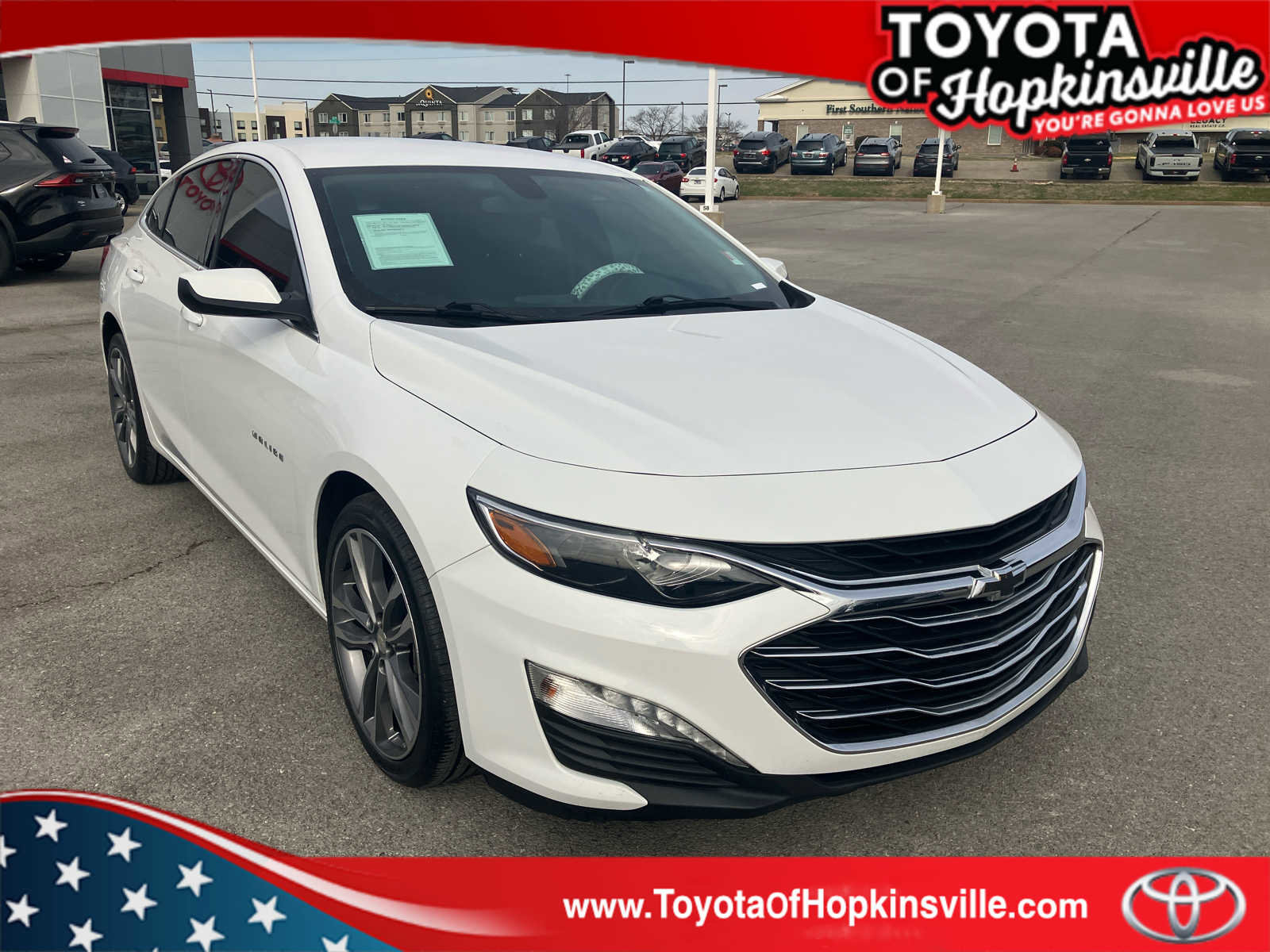 Used 2021 Chevrolet Malibu LT FWD image 1