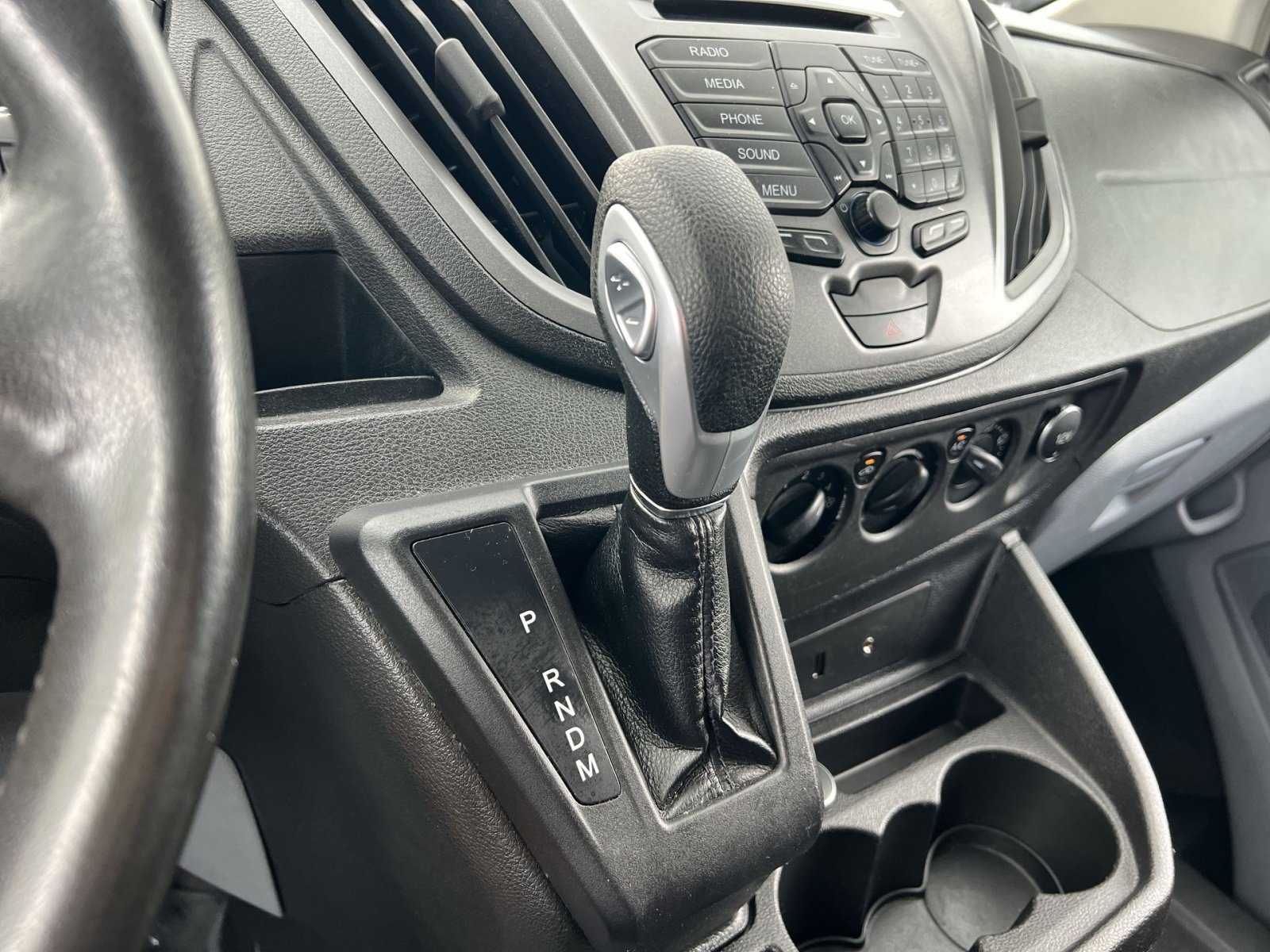 Used 2016 Ford Transit 150 XL RWD image 20