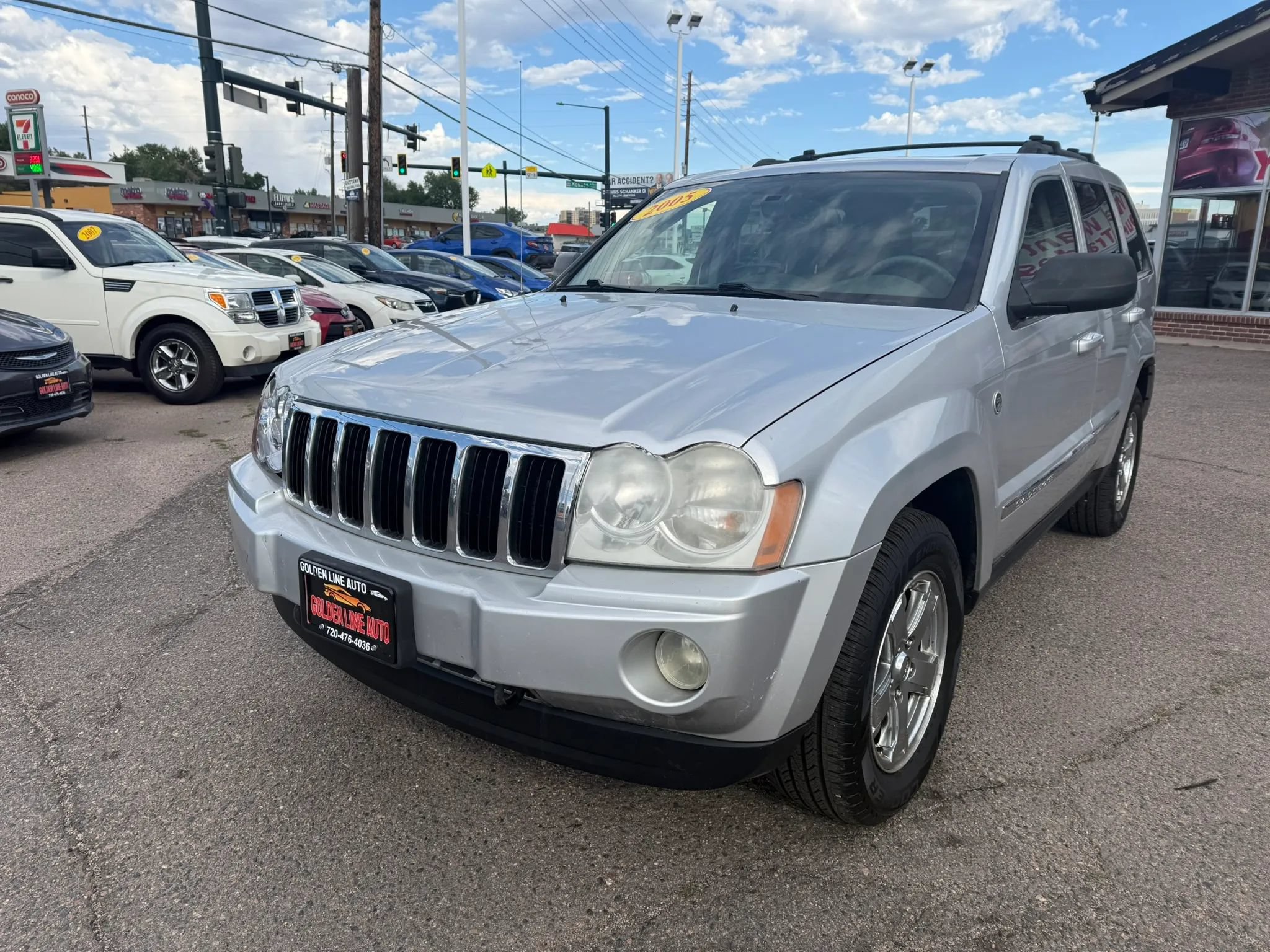 Used 2005 Jeep Grand Cherokee Limited AWD/4WD image 4