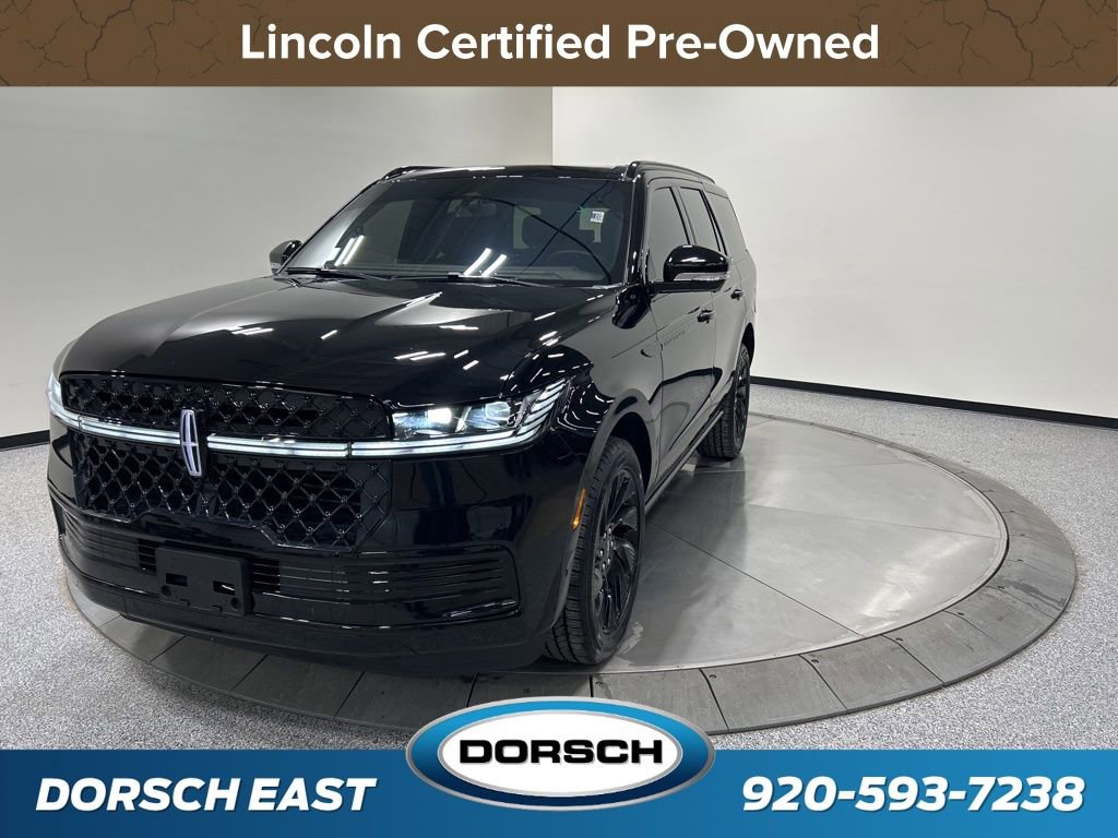 Used 2025 Lincoln Navigator Reserve w/ Jet Appearance Package image 1