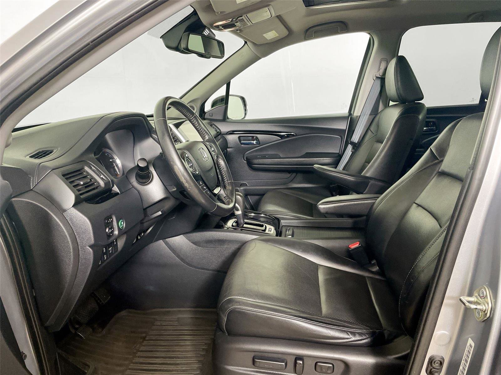 Used 2017 Honda Ridgeline RTL-E image 5