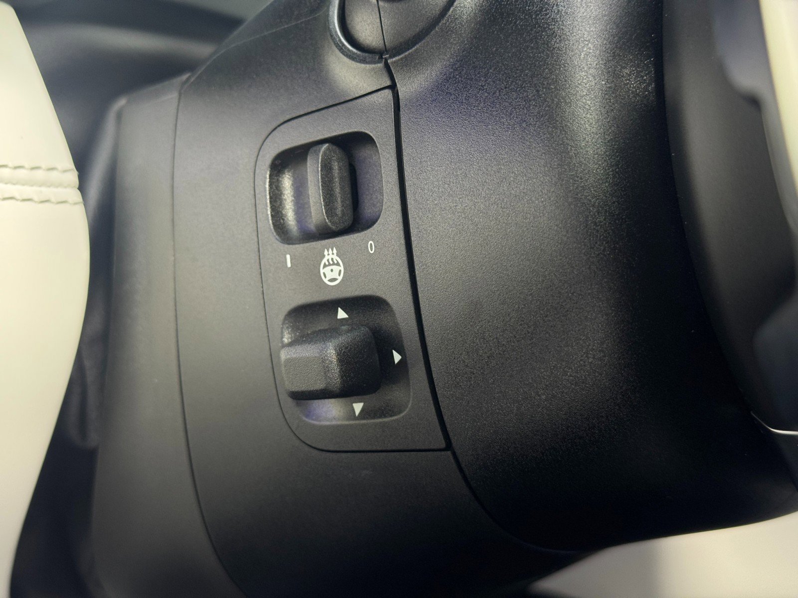 Used 2024 Mercedes-Benz AMG GT 63 image 20