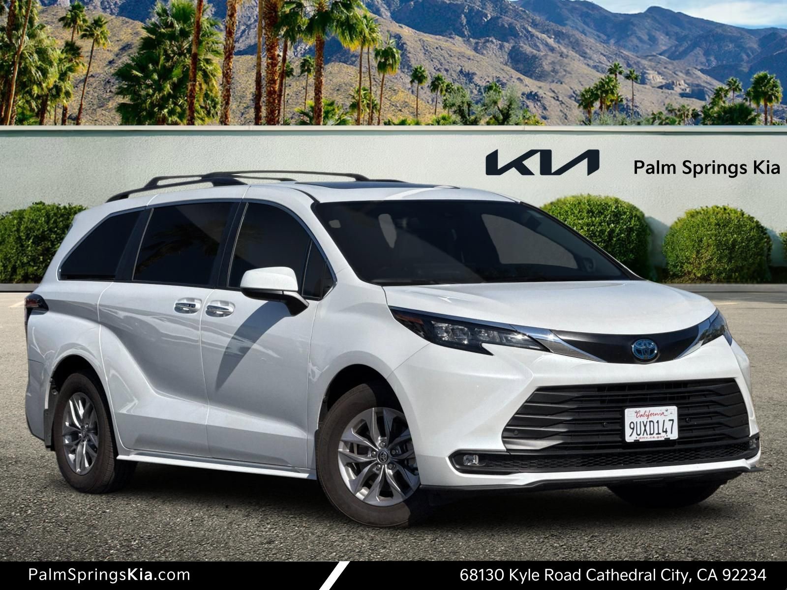 Used 2025 Toyota Sienna XLE w/ XLE Plus Package