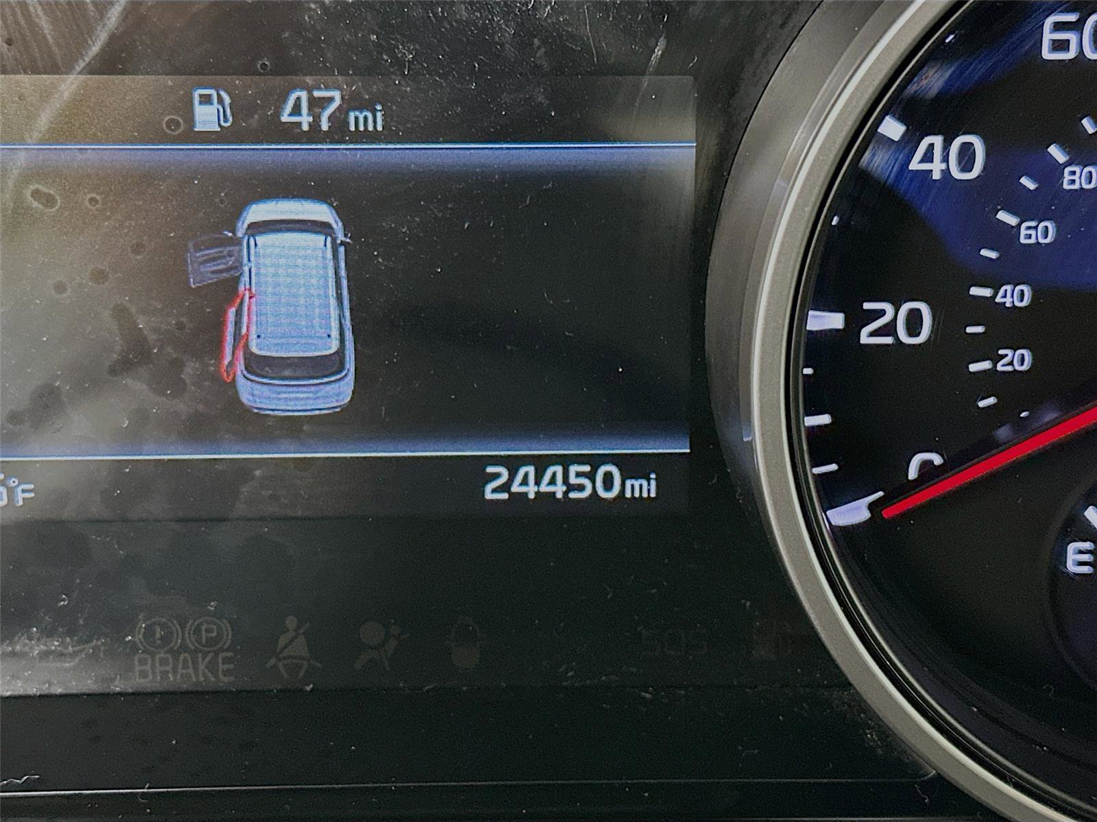 Used 2022 Kia Carnival SX image 19