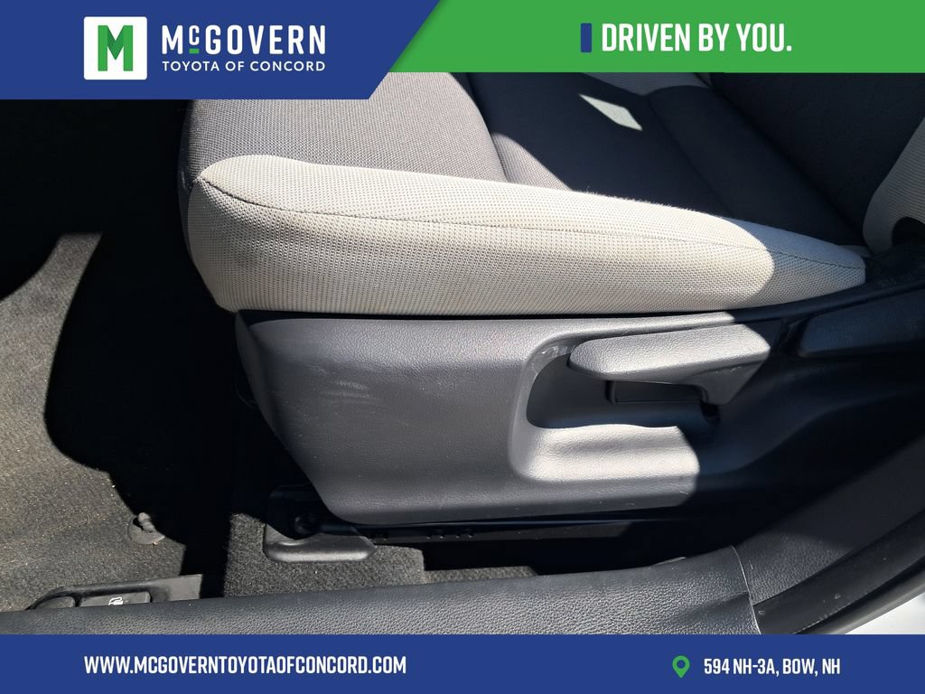 Used 2024 Toyota Corolla LE w/ LE Convenience Package FWD image 17