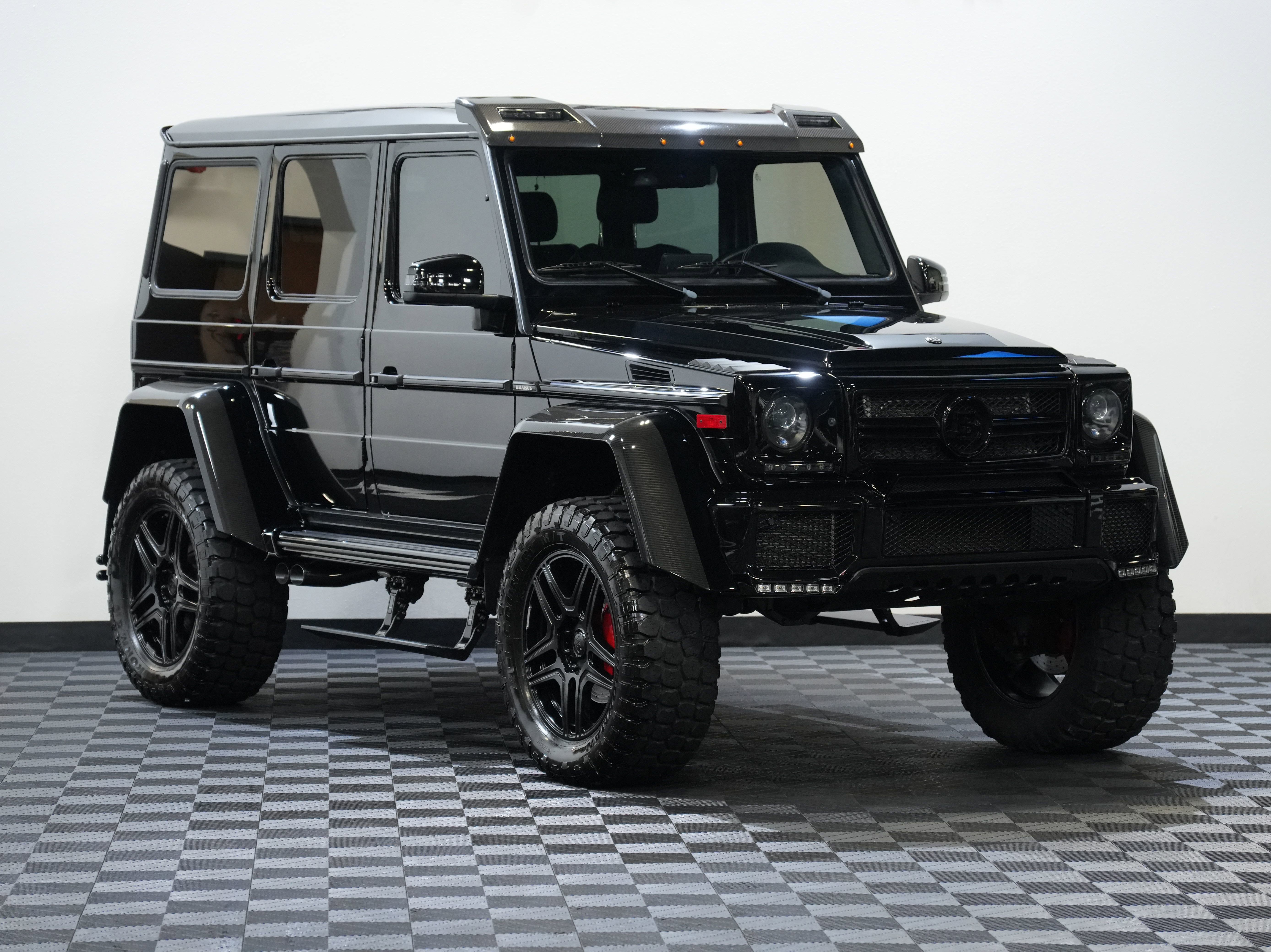 Used 2017 Mercedes-Benz G 550 Squared image 5