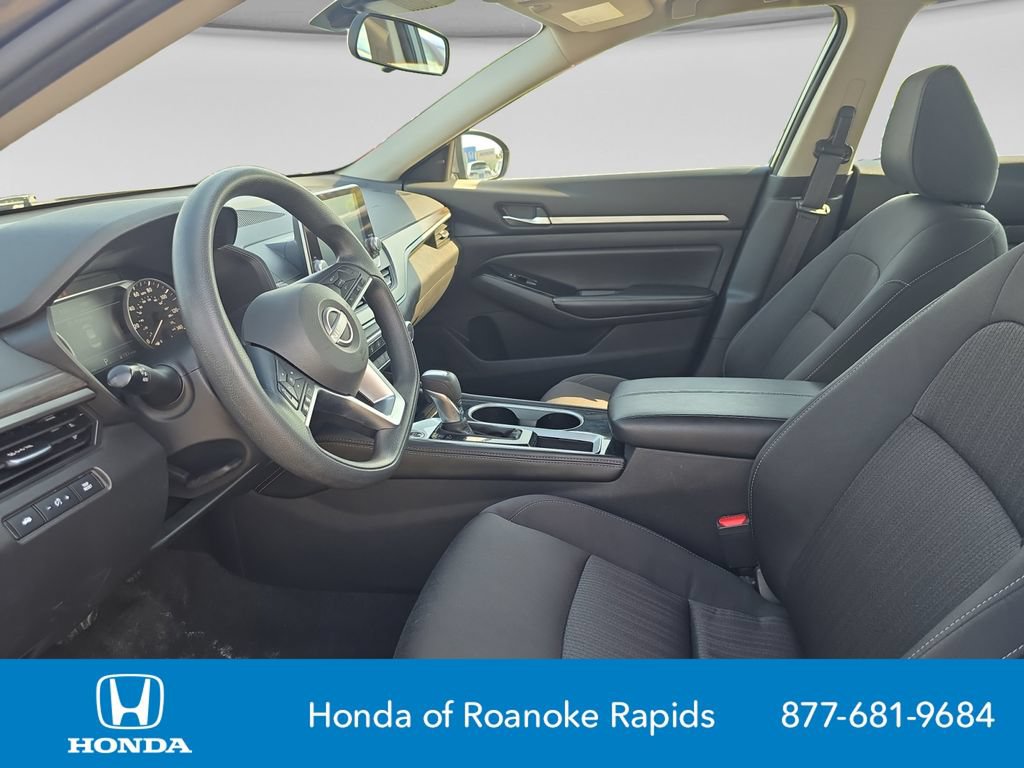 Used 2023 Nissan Altima 2.5 SV FWD image 10