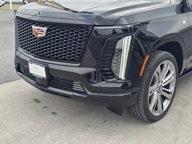 New 2026 Cadillac Escalade Sport w/ Touring Package AWD/4WD image 10