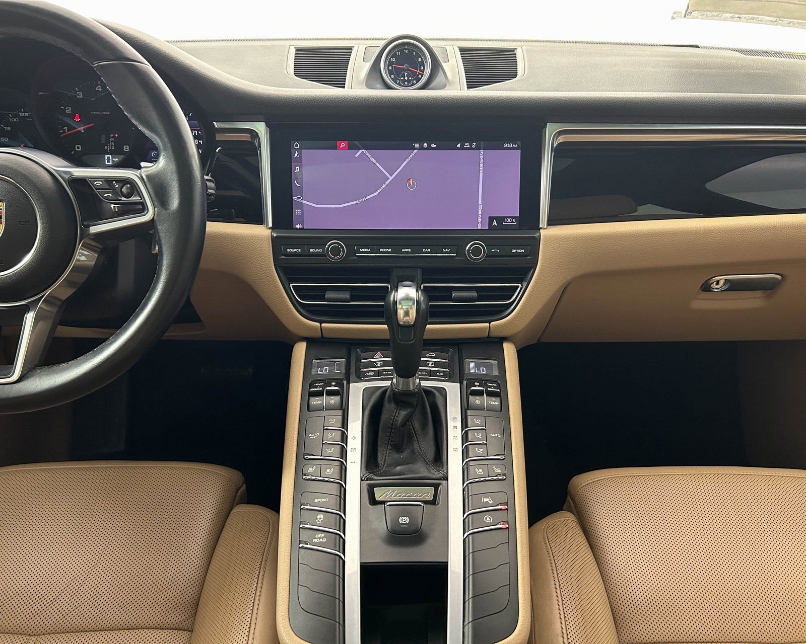 Used 2020 Porsche Macan image 19