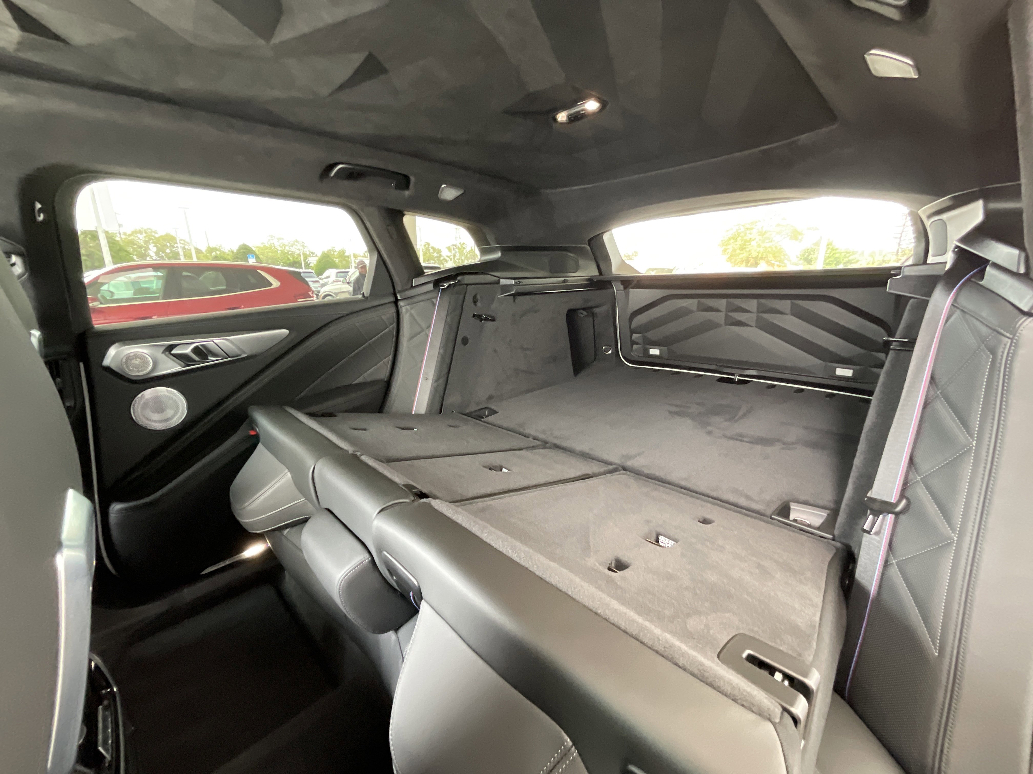 Used 2025 BMW XM image 30