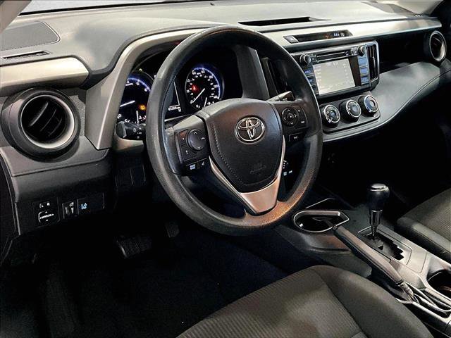 Used 2018 Toyota RAV4 LE image 14