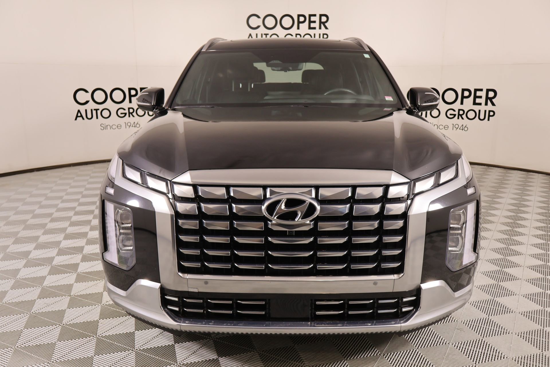 Used 2023 Hyundai Palisade Calligraphy image 10