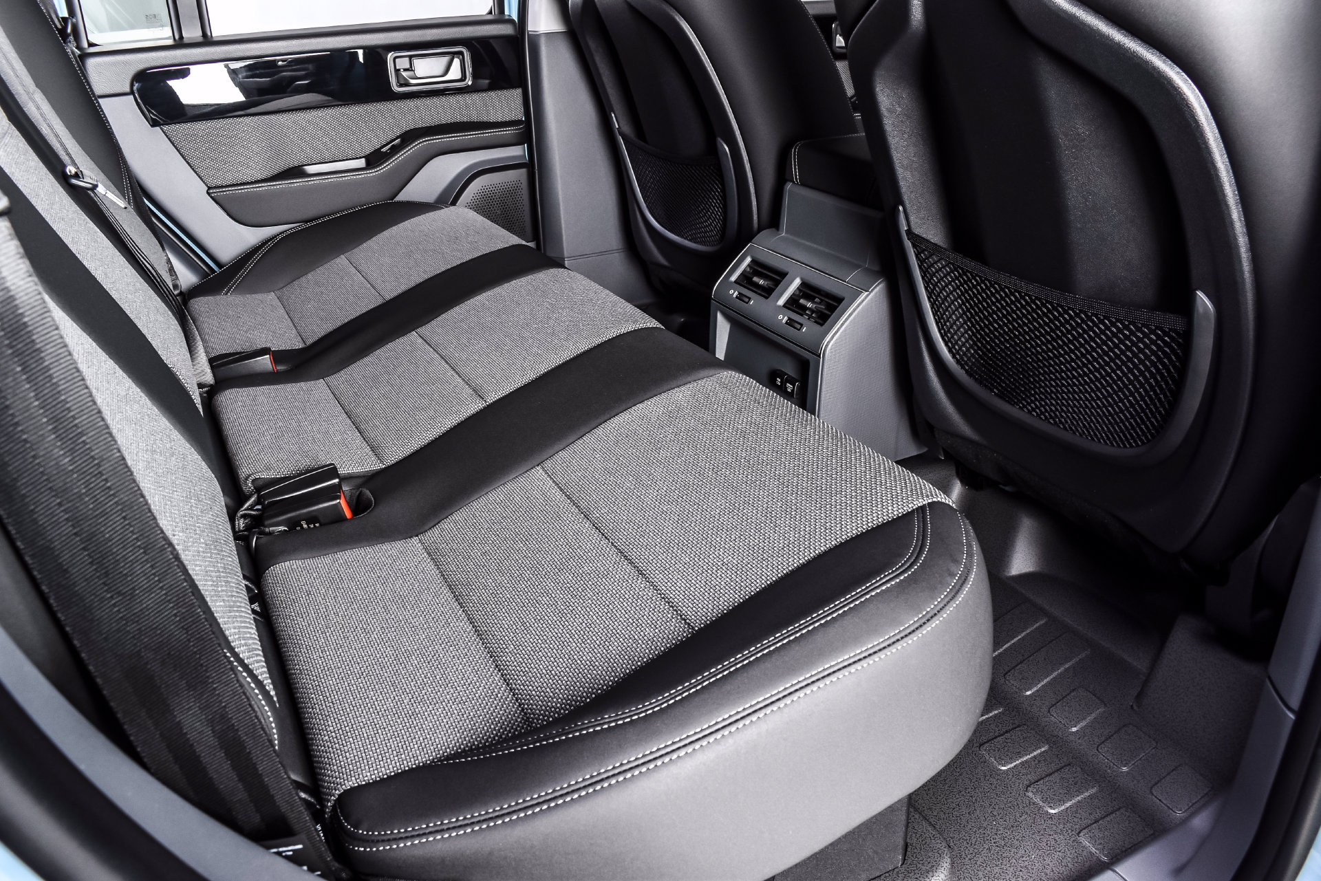 New 2026 INEOS Grenadier Station Wagon AWD/4WD image 18