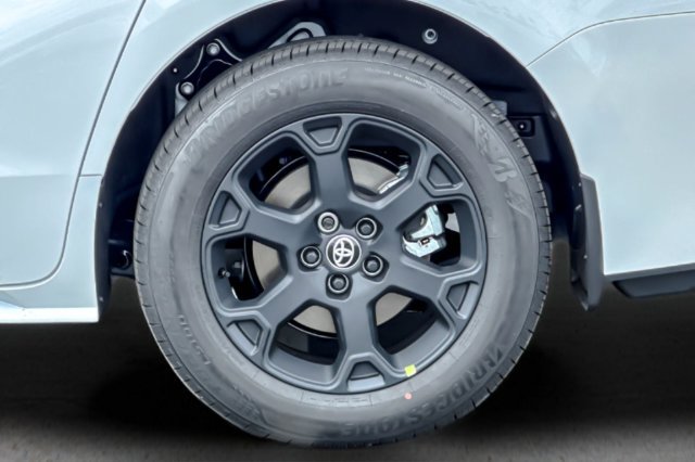 New 2026 Toyota Sienna XLE Woodland Edition AWD/4WD image 29