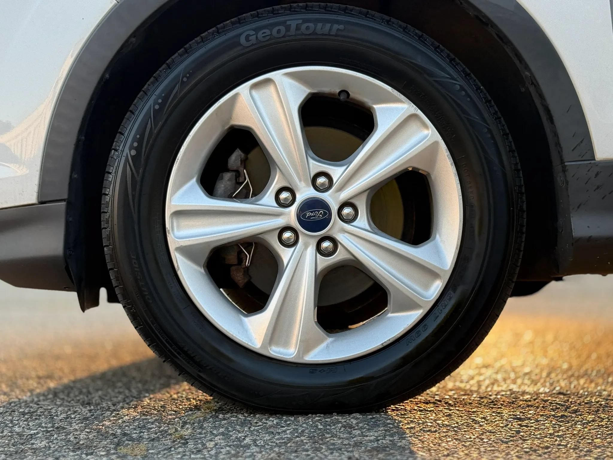 Used 2015 Ford Escape SE FWD image 29