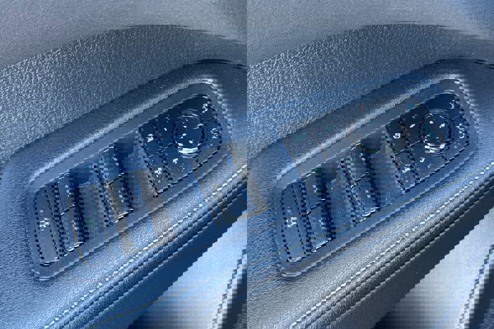 Certified 2025 Lexus RX 350h w/ Convenience Package image 13