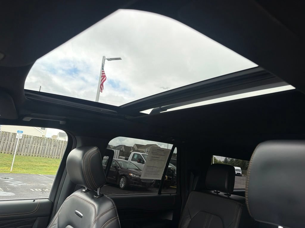 Certified 2024 Ford Expedition Max Platinum AWD/4WD image 30