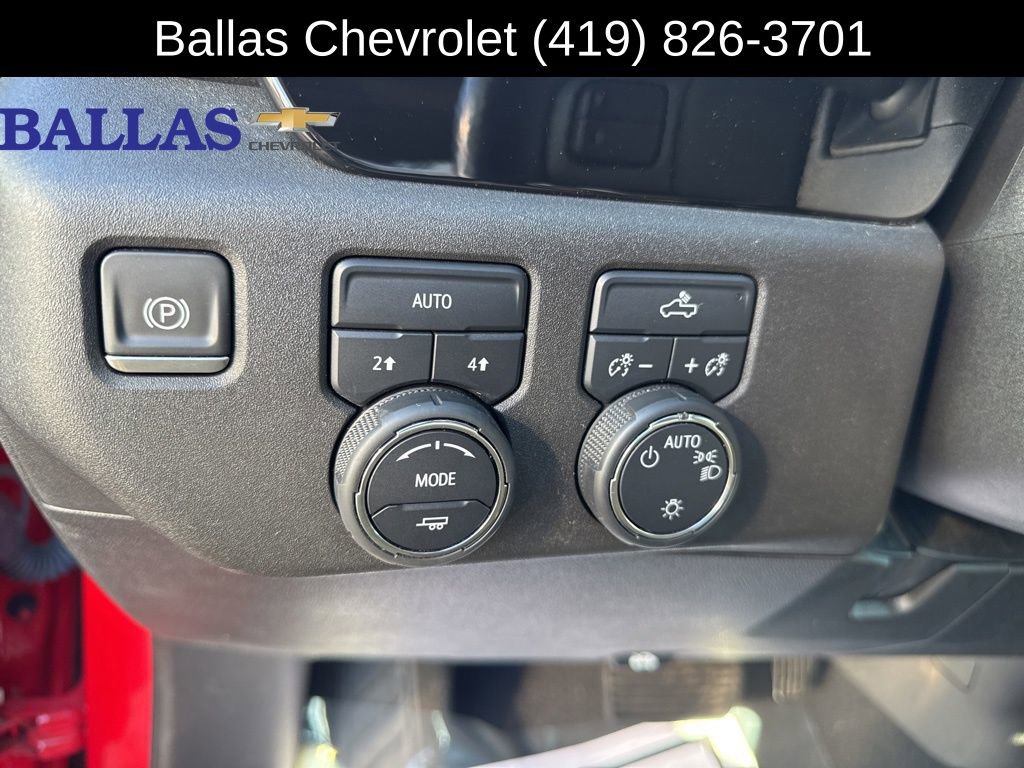 Certified 2022 Chevrolet Silverado 1500 LT AWD/4WD image 16