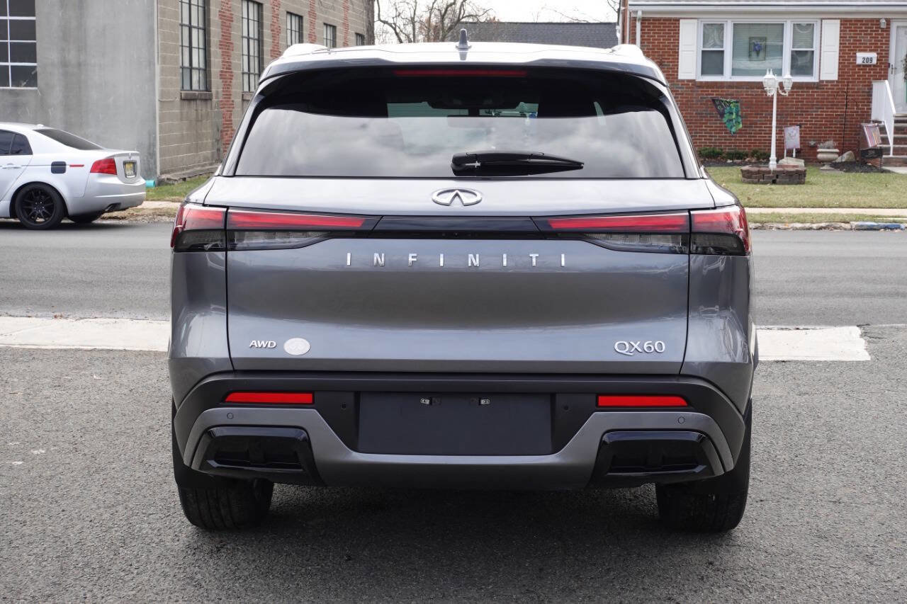 Used 2023 INFINITI QX60 Luxe image 10