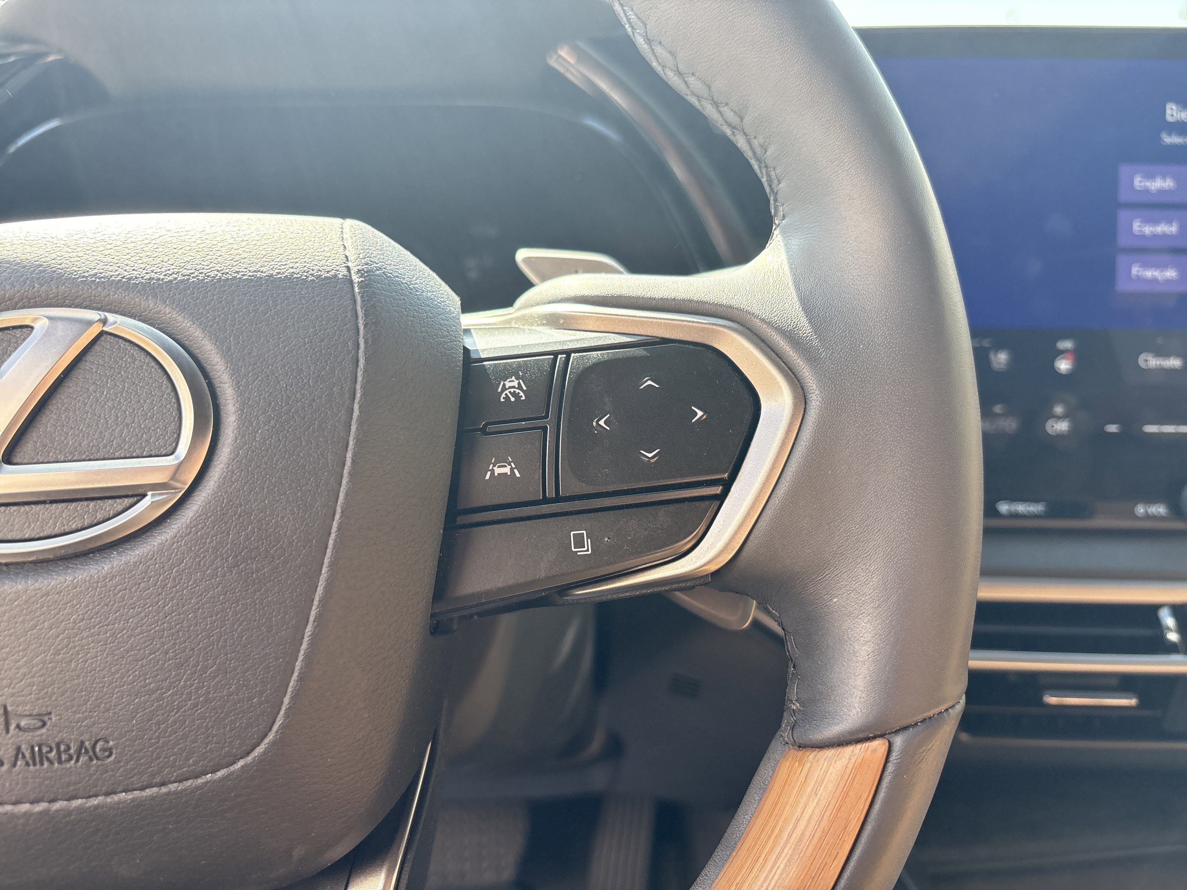 Used 2024 Lexus RX 350 Premium Plus w/ Convenience Package image 28