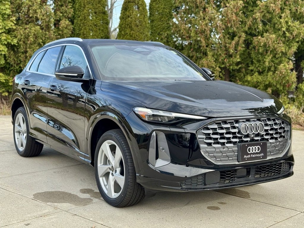 New 2025 Audi Q5 Premium Plus