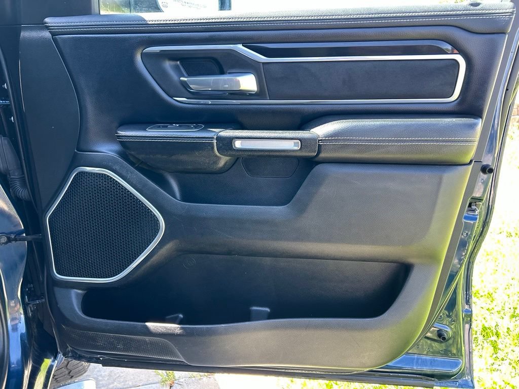 Used 2022 RAM 1500 Laramie w/ Sport Appearance Package AWD/4WD image 30