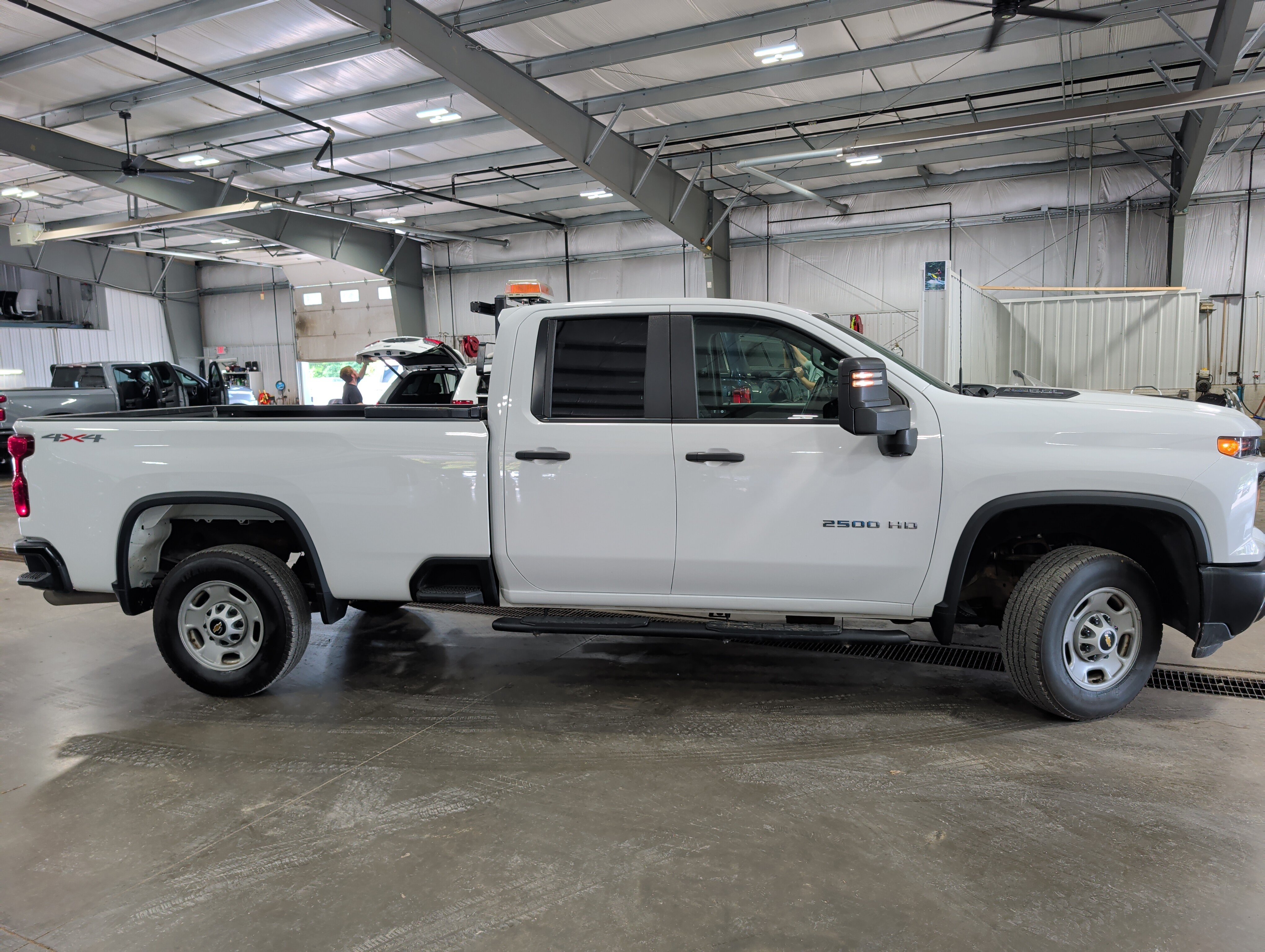 Used 2024 Chevrolet Silverado 2500 W/T w/ WT Convenience Package AWD/4WD image 2