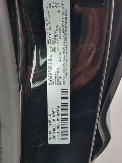 Used 2025 Chrysler Pacifica Limited FWD image 35