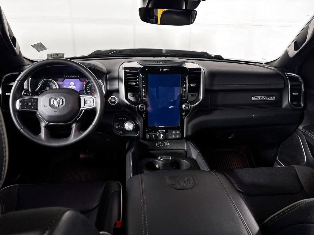 Used 2021 RAM 1500 Laramie w/ Sport Appearance Package AWD/4WD image 12