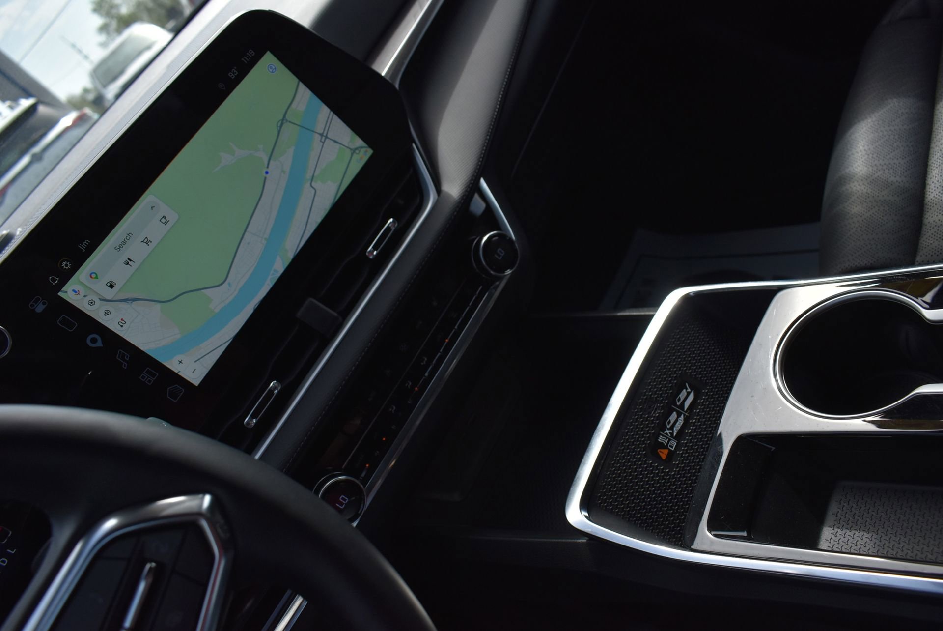 Used 2025 Chevrolet Equinox LT w/ Convenience Package II image 25