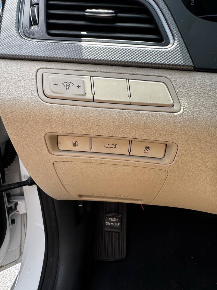 Used 2015 Hyundai Sonata SE FWD image 15