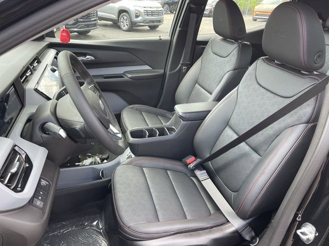 New 2027 Chevrolet Bolt RS w/ Technology Package FWD image 11