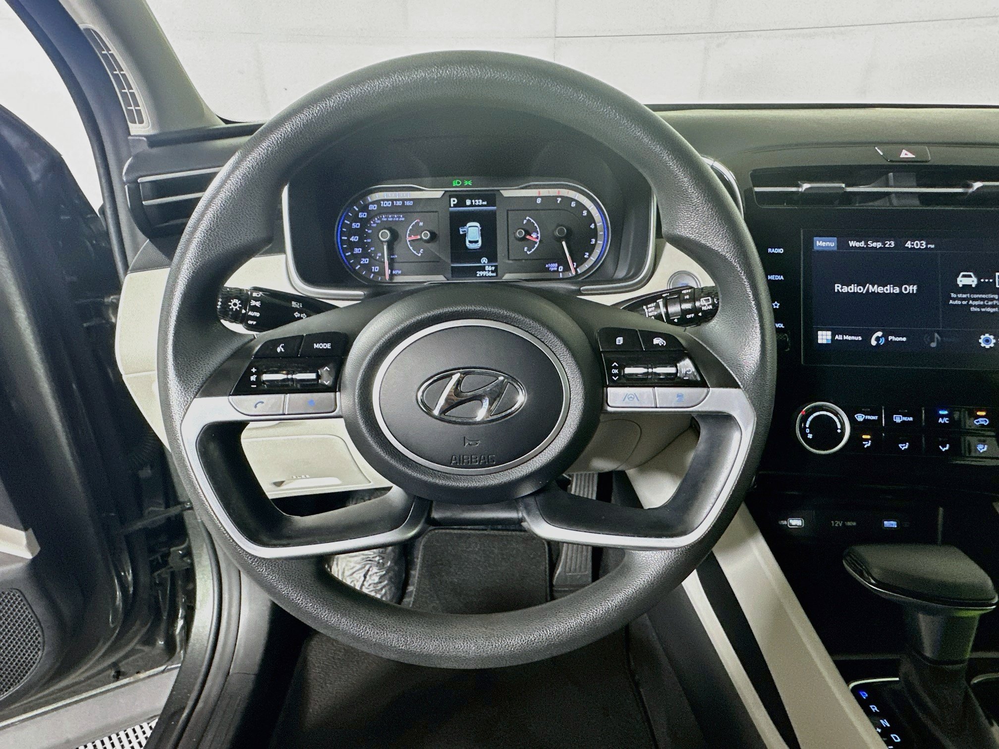 Used 2022 Hyundai Tucson SEL FWD image 15