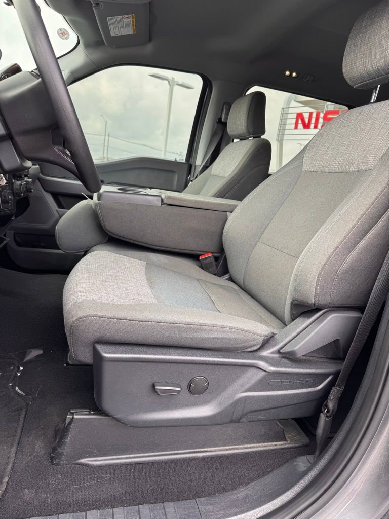 Used 2025 Ford F250 XLT image 13