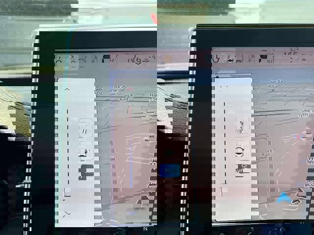 Certified 2024 Jeep Compass Limited w/ High Altitude Package image 24