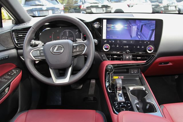 Used 2025 Lexus NX 350h AWD w/ Rear Seat Package image 22