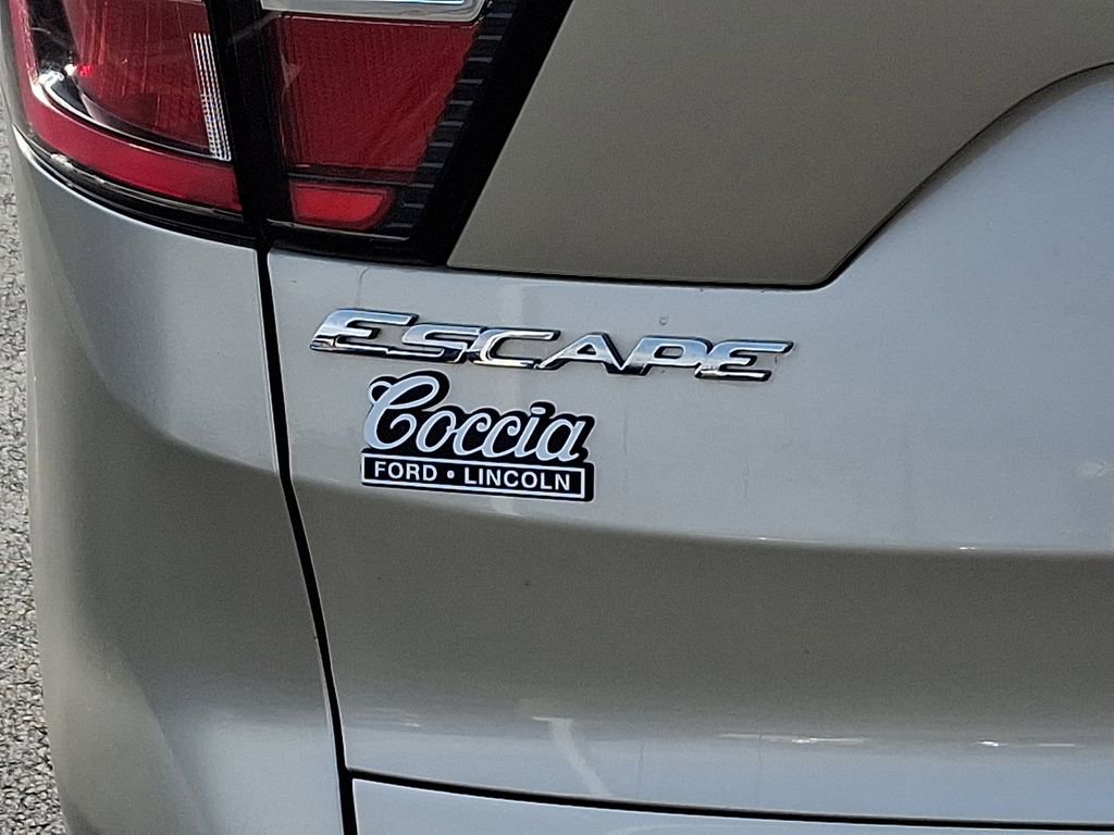 Certified 2018 Ford Escape Titanium w/ Ford Safe & Smart Package image 32