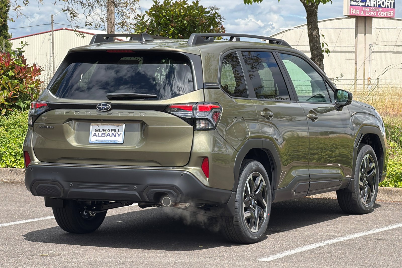 New 2026 Subaru Forester Limited w/ Limited Package AWD/4WD image 4