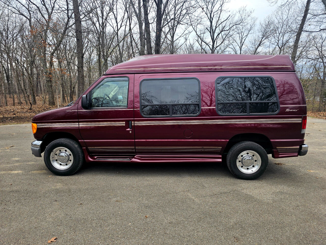 Used 2004 Ford E-250 and Econoline 250 image 10