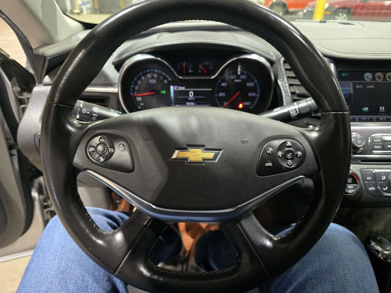 Used 2015 Chevrolet Impala LTZ image 36