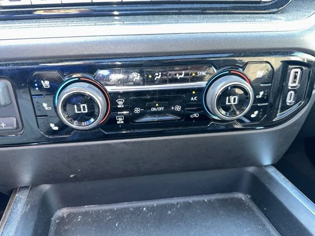 Used 2024 Chevrolet Silverado 2500 High Country w/ High Country Premium Package image 19