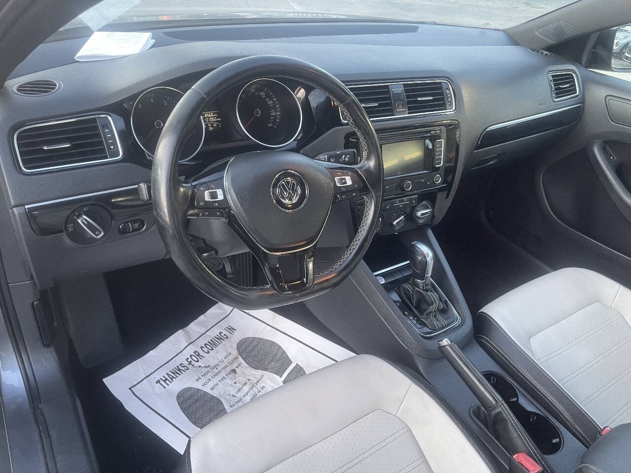 Used 2015 Volkswagen Jetta Sport FWD image 12