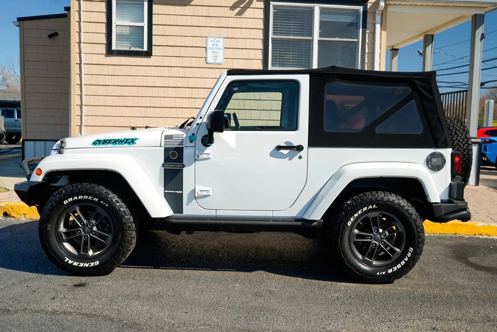 Used 2018 Jeep Wrangler Sport AWD/4WD image 8