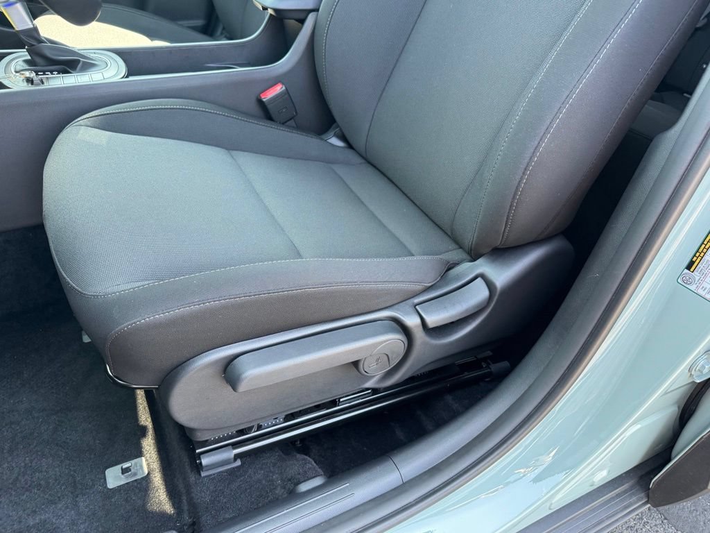 Certified 2026 Hyundai Kona SEL Sport AWD/4WD image 38