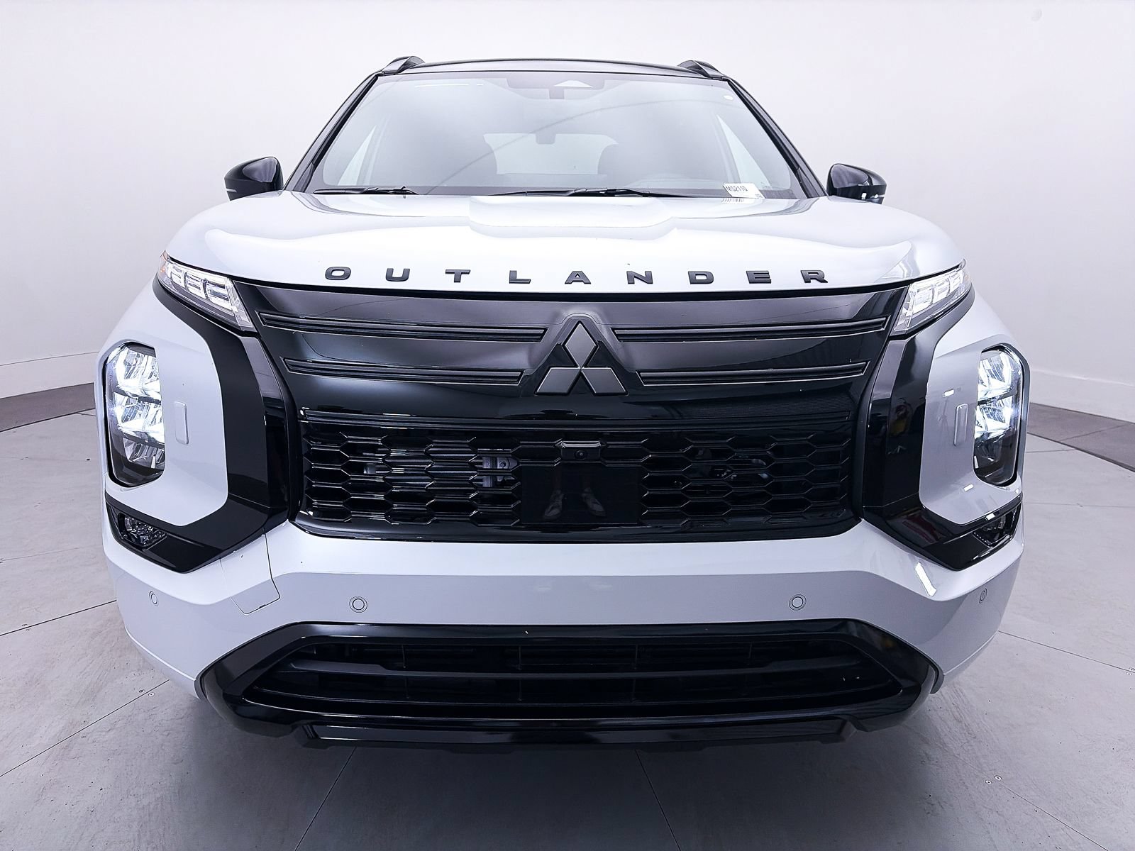 New 2026 Mitsubishi Outlander SEL Black Edition AWD/4WD image 2