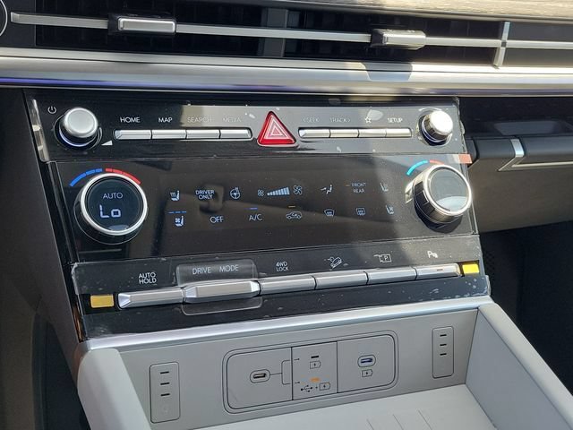 New 2026 Hyundai Santa Fe Limited AWD/4WD image 14