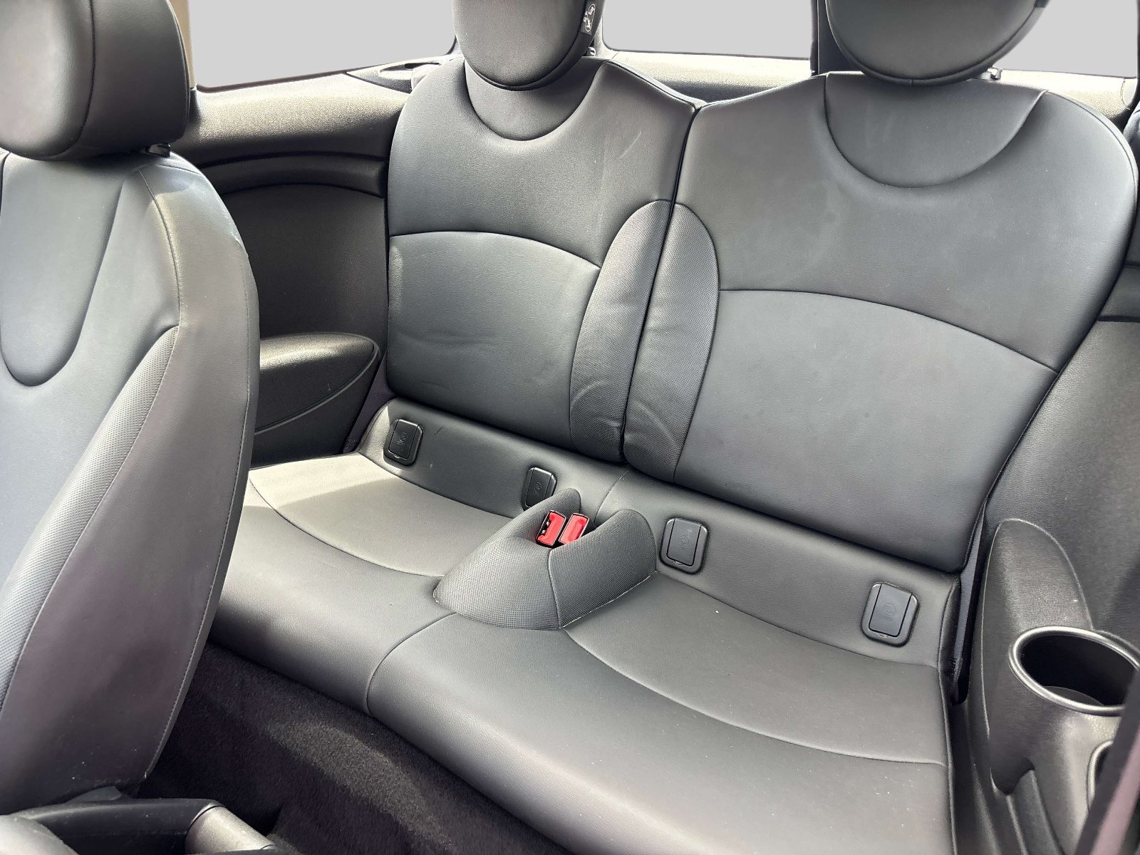 Used 2014 MINI Cooper Clubman FWD image 12