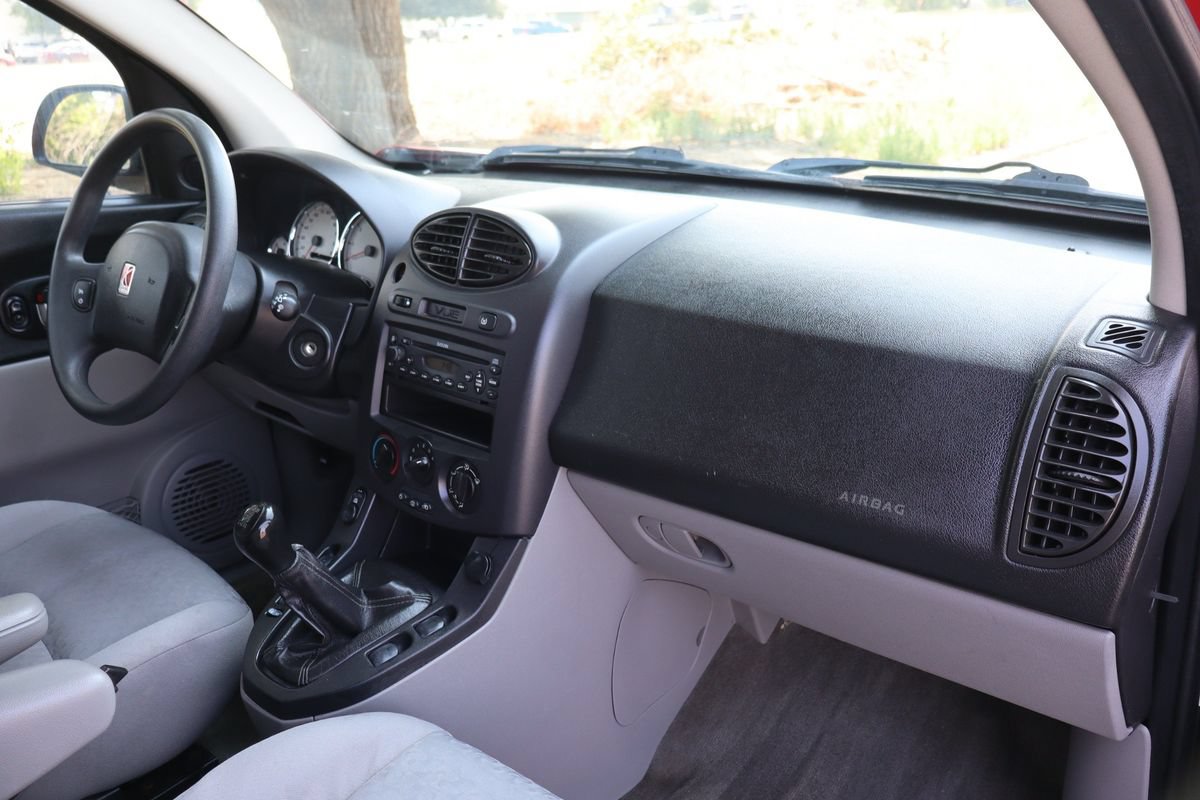 Used 2005 Saturn Vue 2WD w/ Sport Plus Pkg image 17