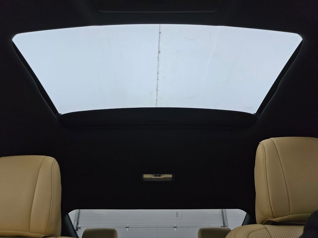 Used 2015 Lexus RC 350 AWD video 3