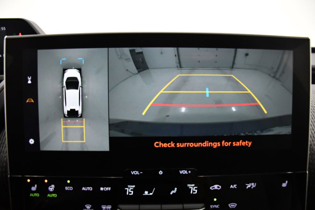 Used 2025 Subaru Solterra Limited w/ Limited Convenience Package image 16